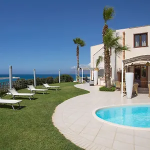 Hotel Marina &